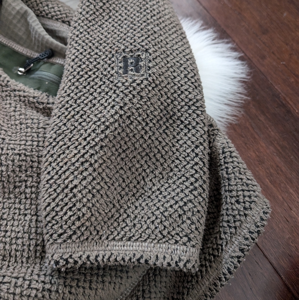 Patagonia Men’s 2009 MARS R2 Regulator Army Green Fleece Jacket XL - Picture 3 of 9